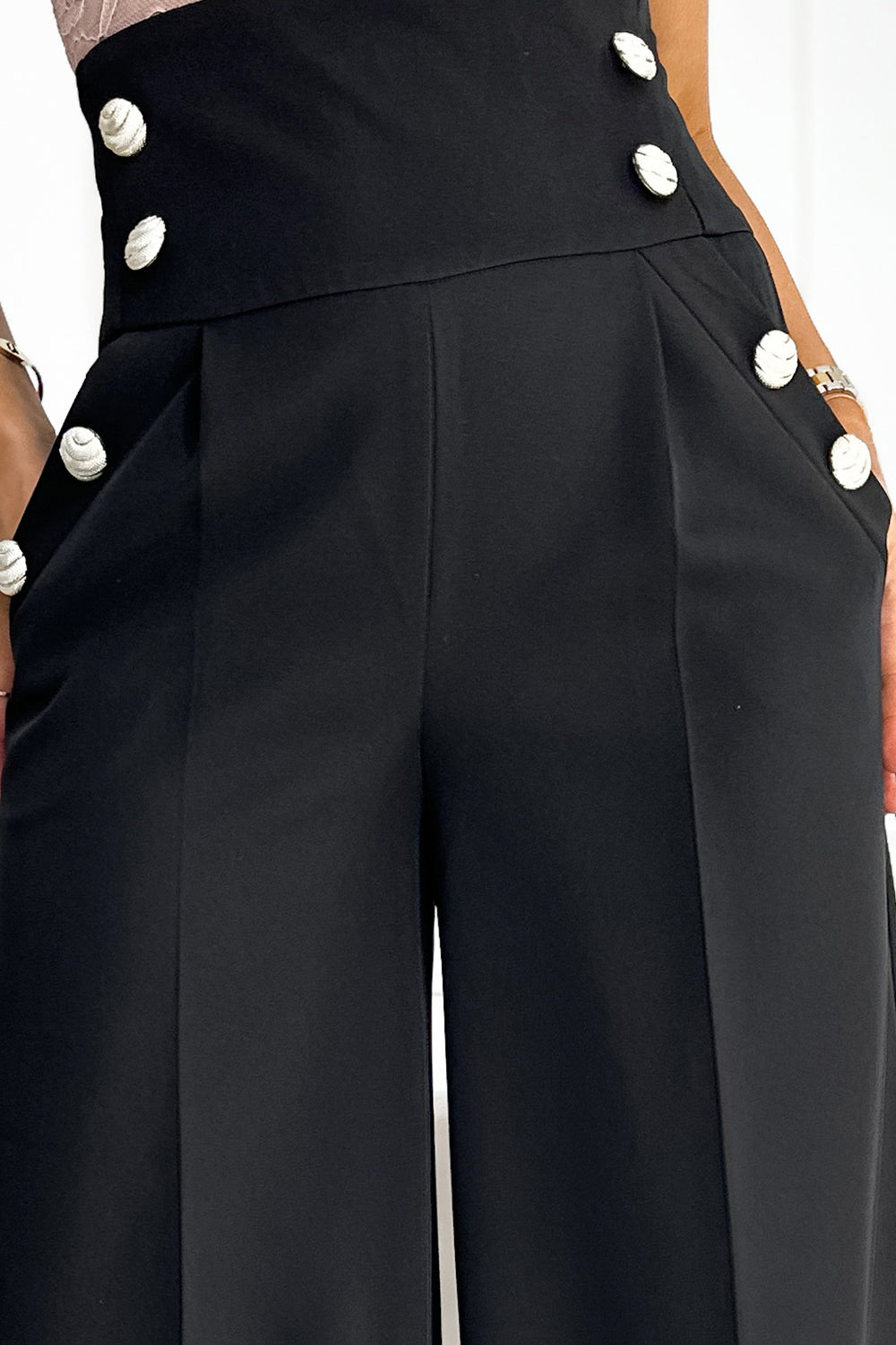 Numoco 496-1 Elegant wide pants with high waist and golden buttons - black-5