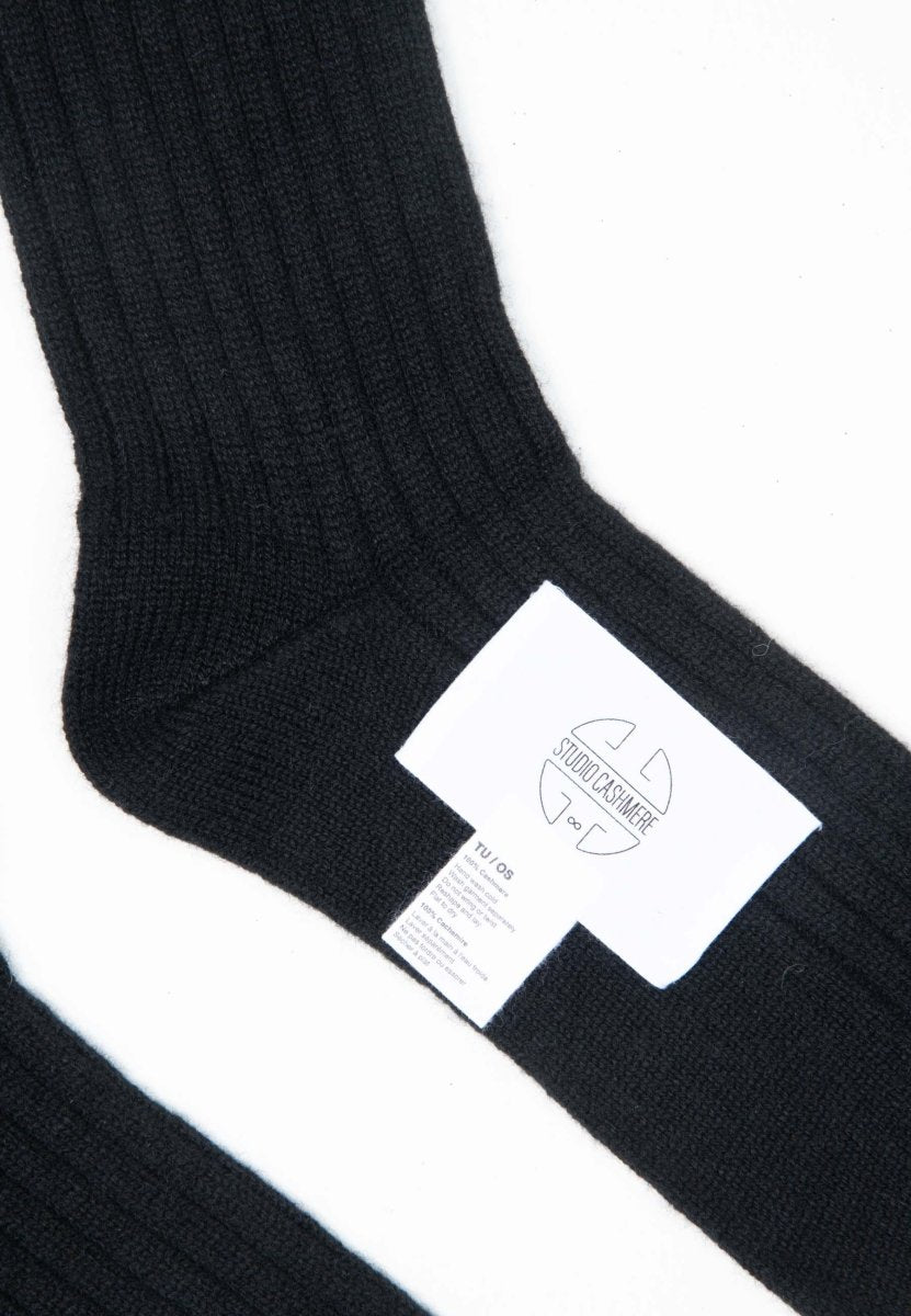 Chaussettes cachemire 4 fils noir - UNI 12-1